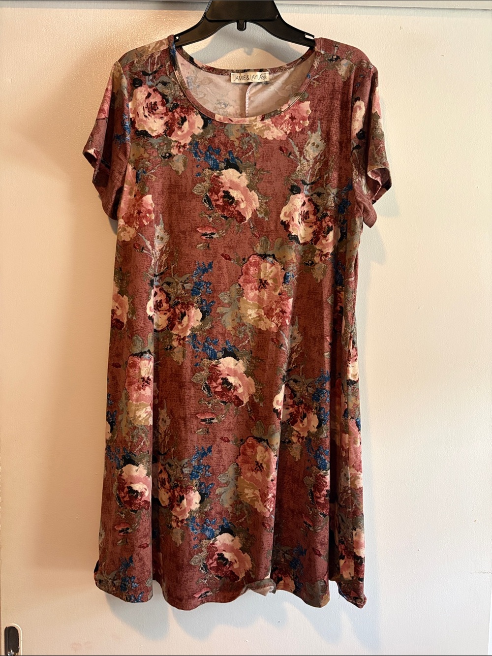 Amber Rays Floral Scoop Neck Tunic Dress in Rose Mauve